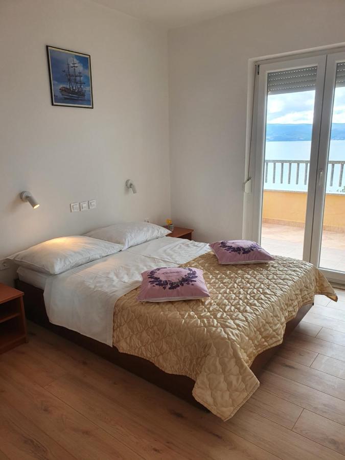 Apartmani Babic Dugi Rat Exteriör bild