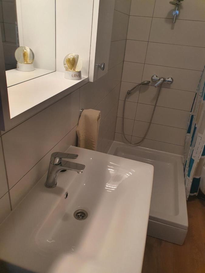 Apartmani Babic Dugi Rat Exteriör bild